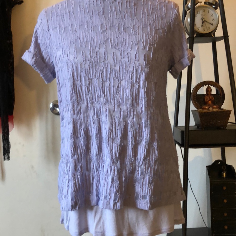 Vera Wang short sleeve lavender jacquard top sz PS